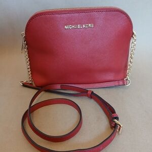 MICHAEL KORS Cindy Large Saffiano Leather Crossbody Bag Red
